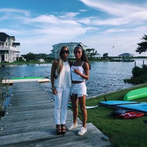 Meet your Posher, Julia